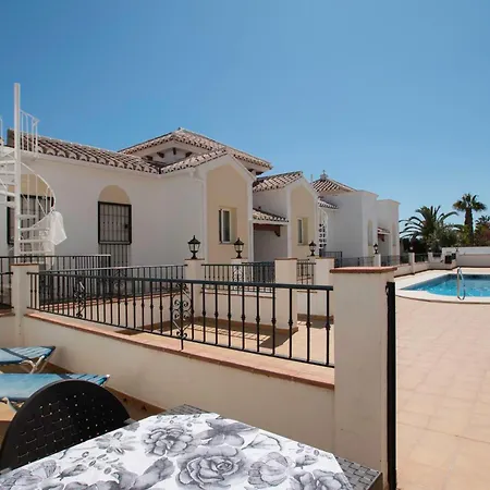 Vacacional En Pinar De Mar